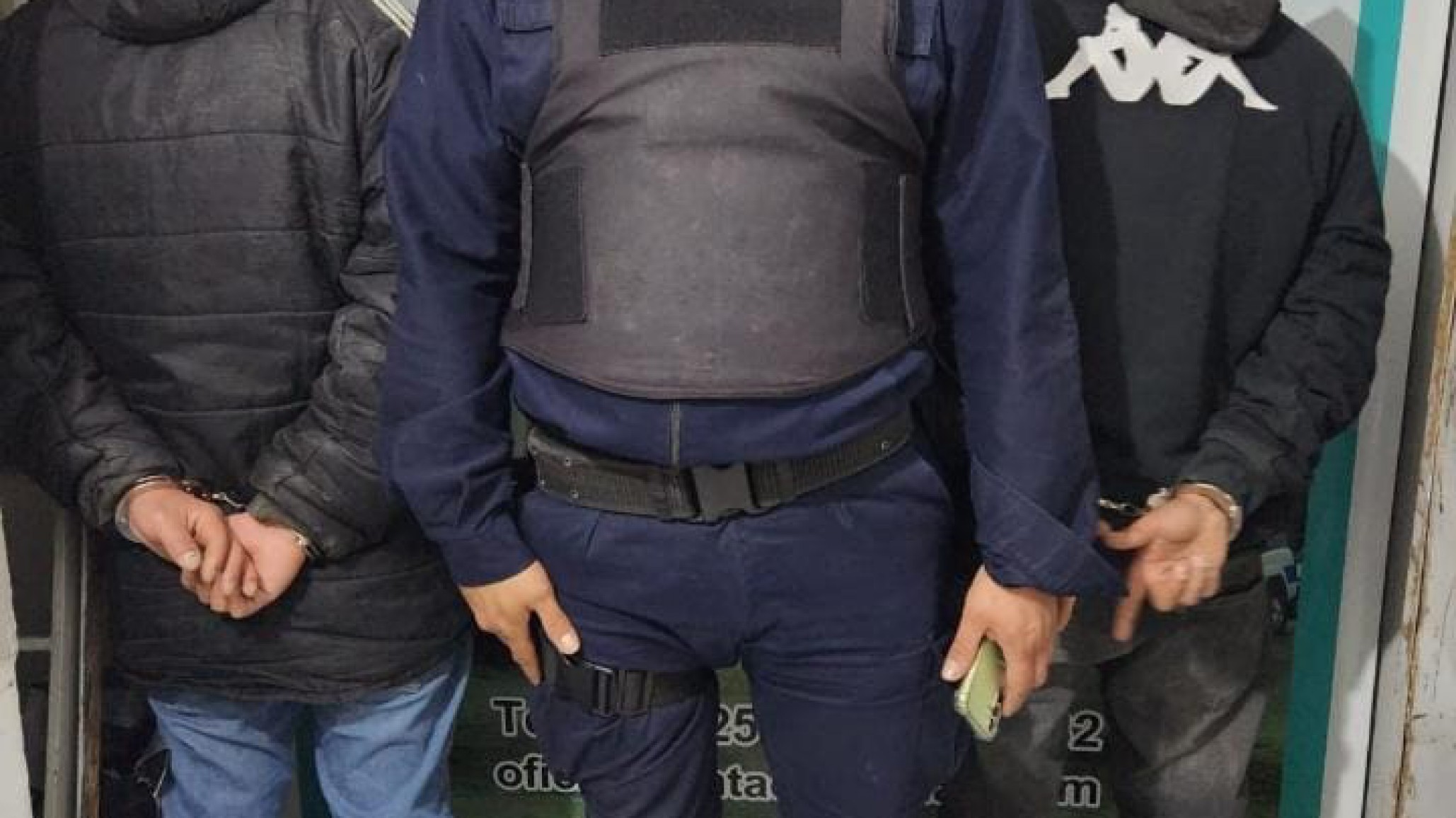 Dos hombres fueron detenidos por robar gracias a chicos que jugaban en la calle