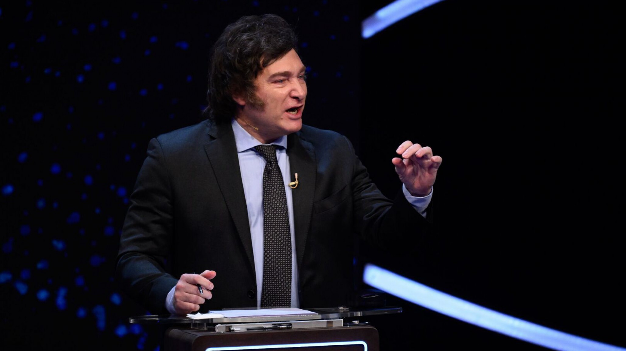 Javier Milei le responde a la campaña del miedo: ?No vamos a privatizar?