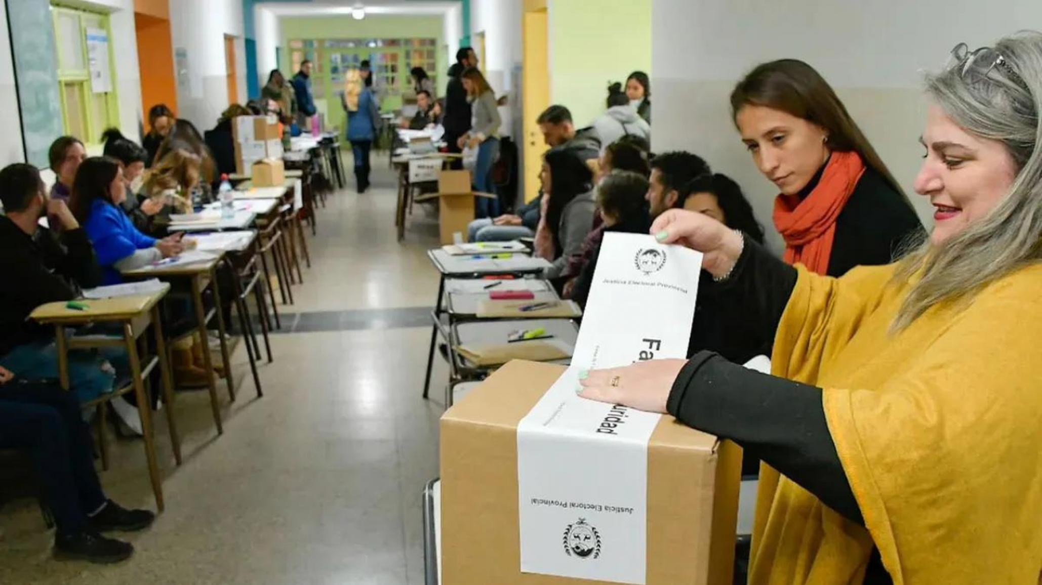 Balotaje 2023: distribuyen un total de 104.520 urnas en toda la Argentina