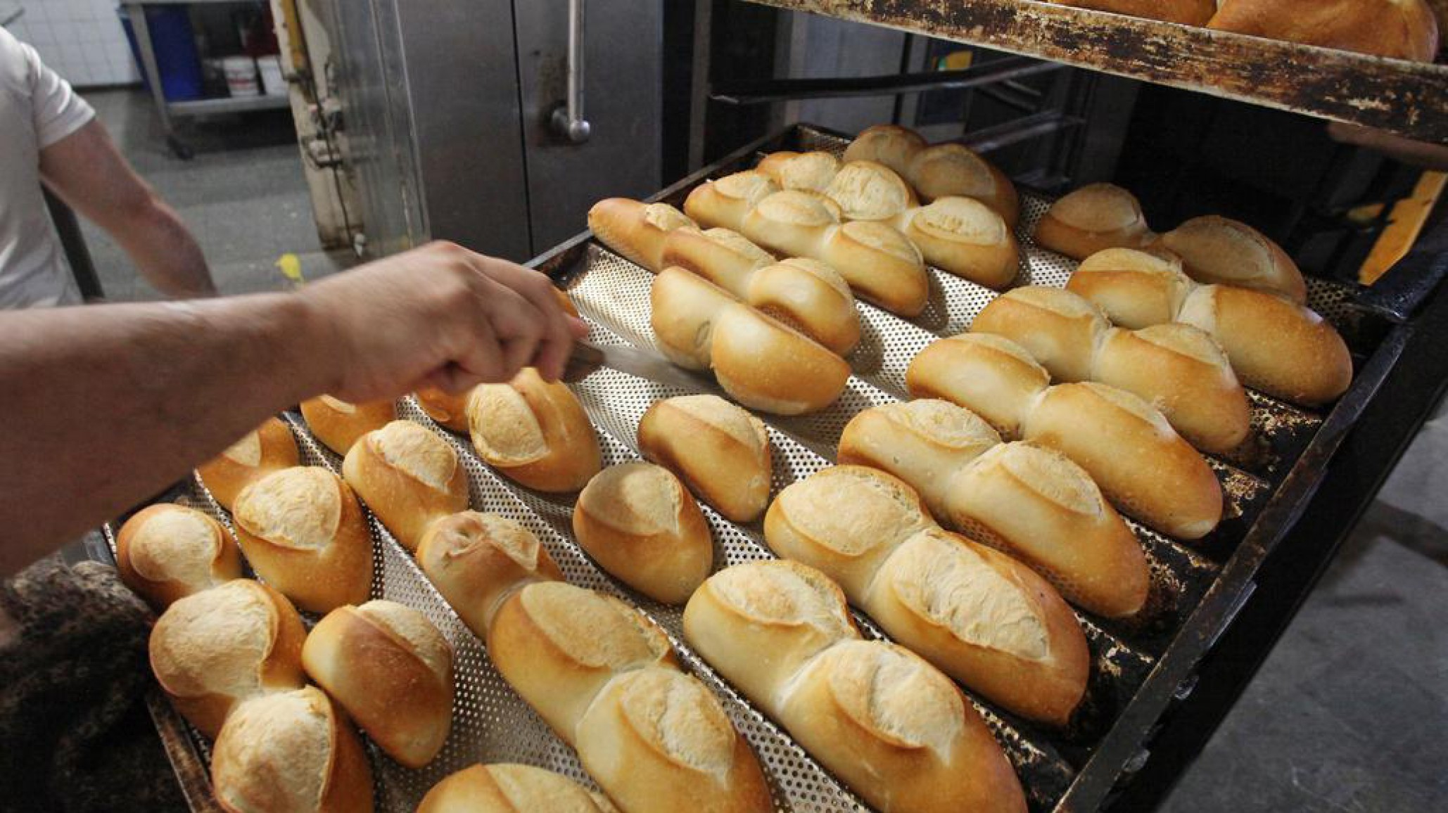 ¿A cuánto se va el pan? Panaderos de Buenos Aires decidieron aumentar los precios