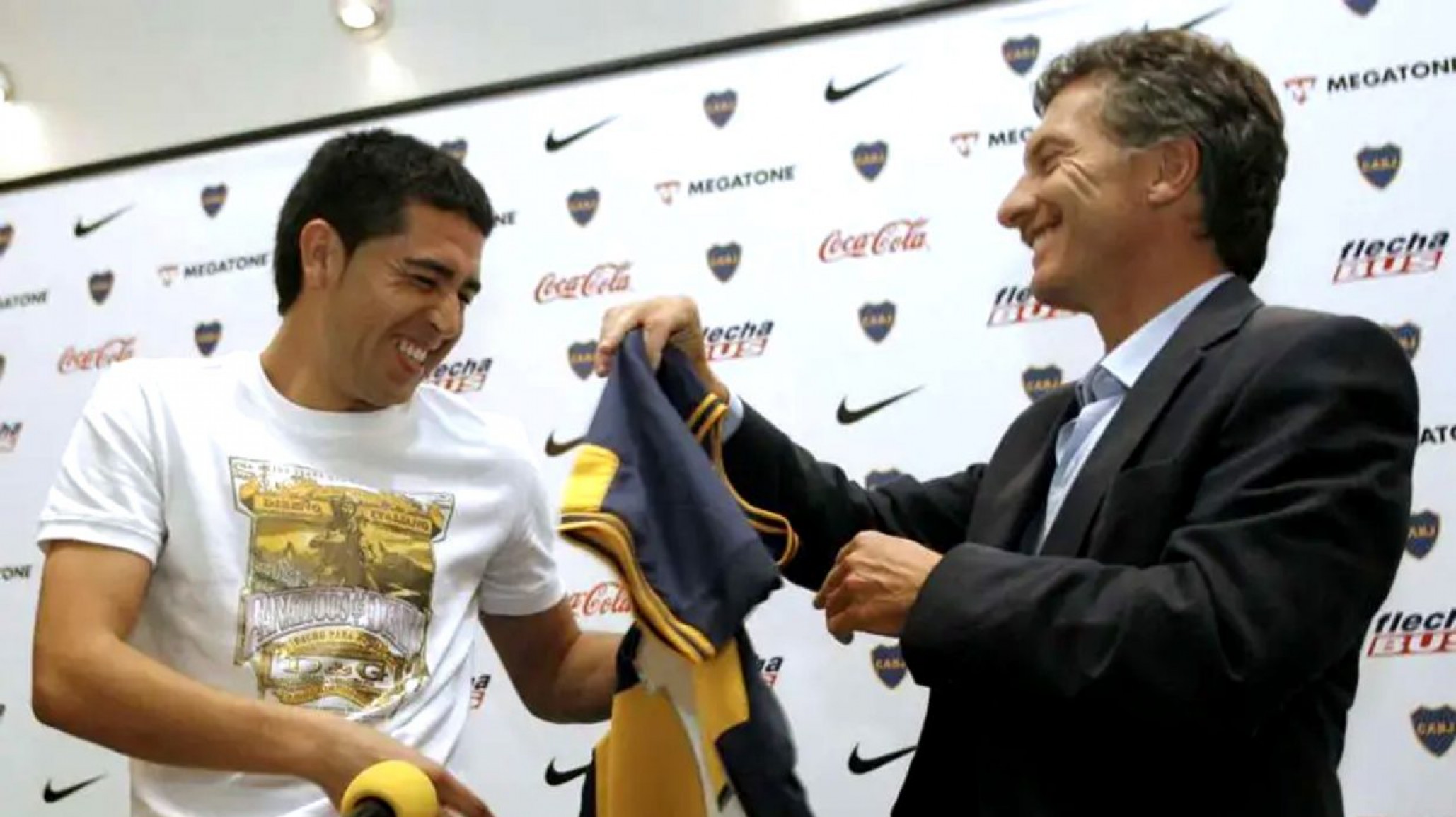 Mauricio Macri apuntó contra Juan Román Riquelme por la suspensión de las elecciones ¿qué le dijo?