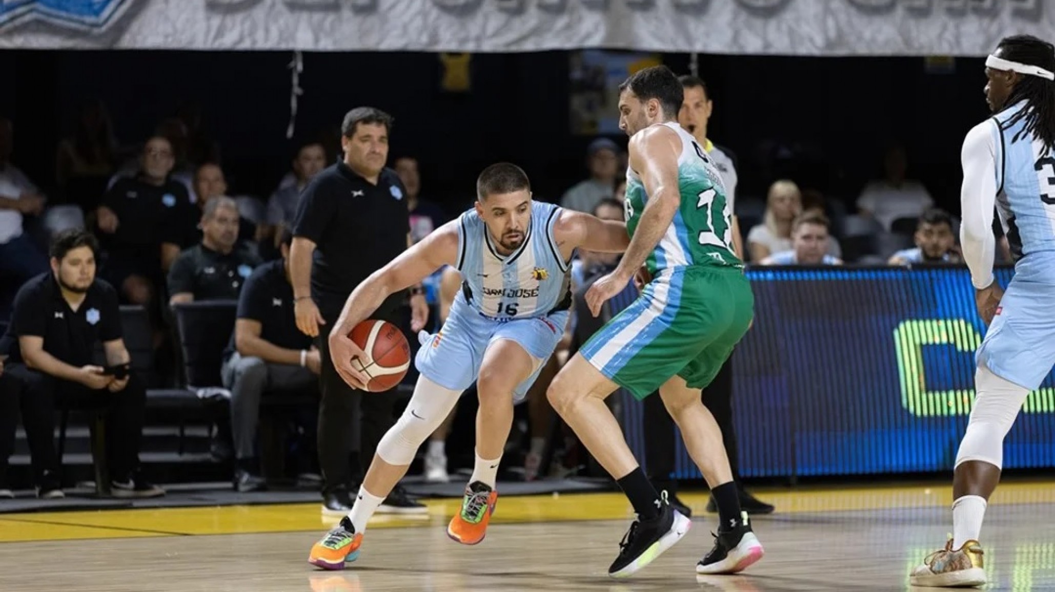 Épica victoria de Gimnasia de Comodoro ante San José de Paraguay