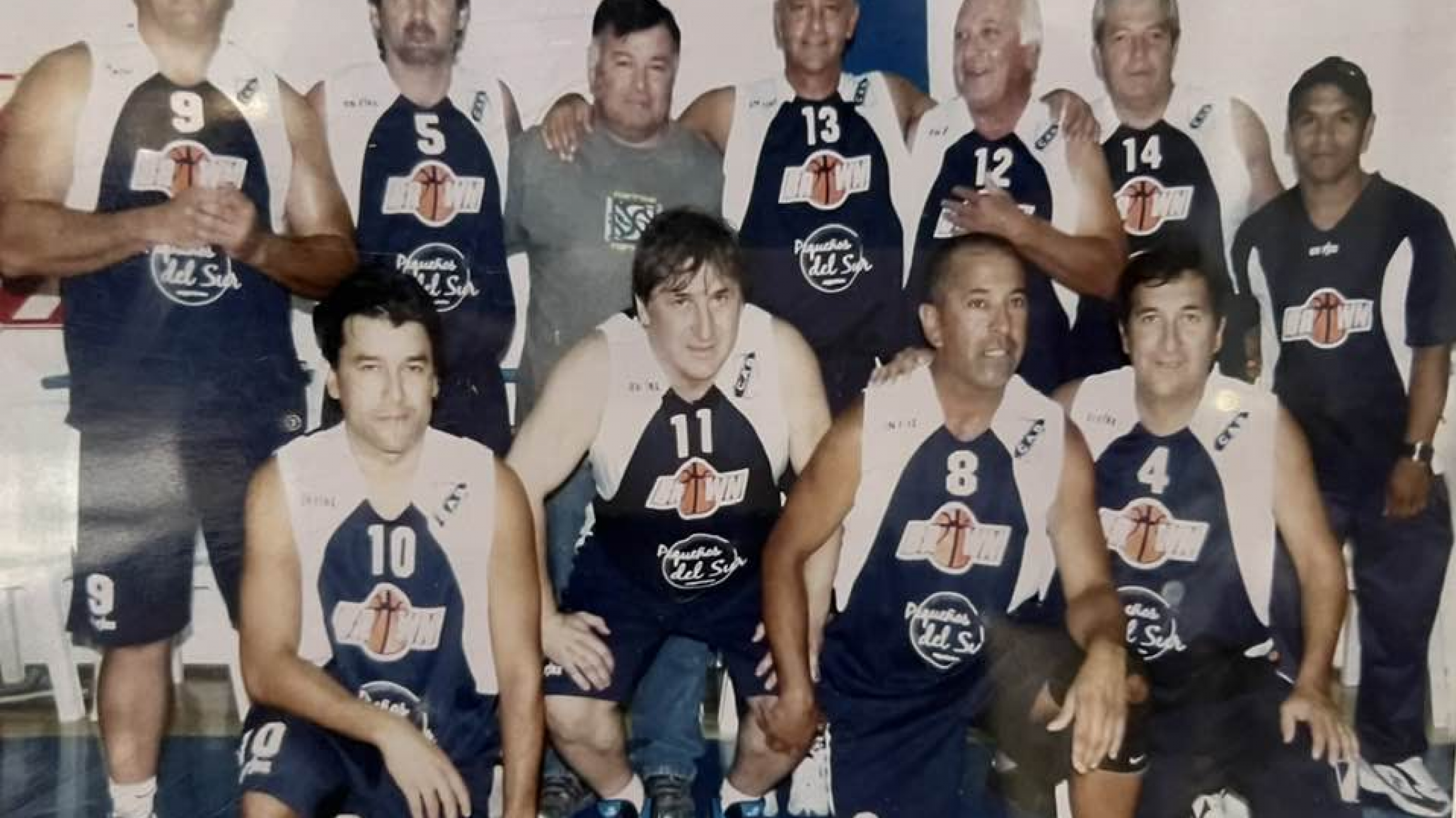 Adiós a una Leyenda: El Legado Inmortal de Carlos "Cacho" Gervino en el Básquetbol Local