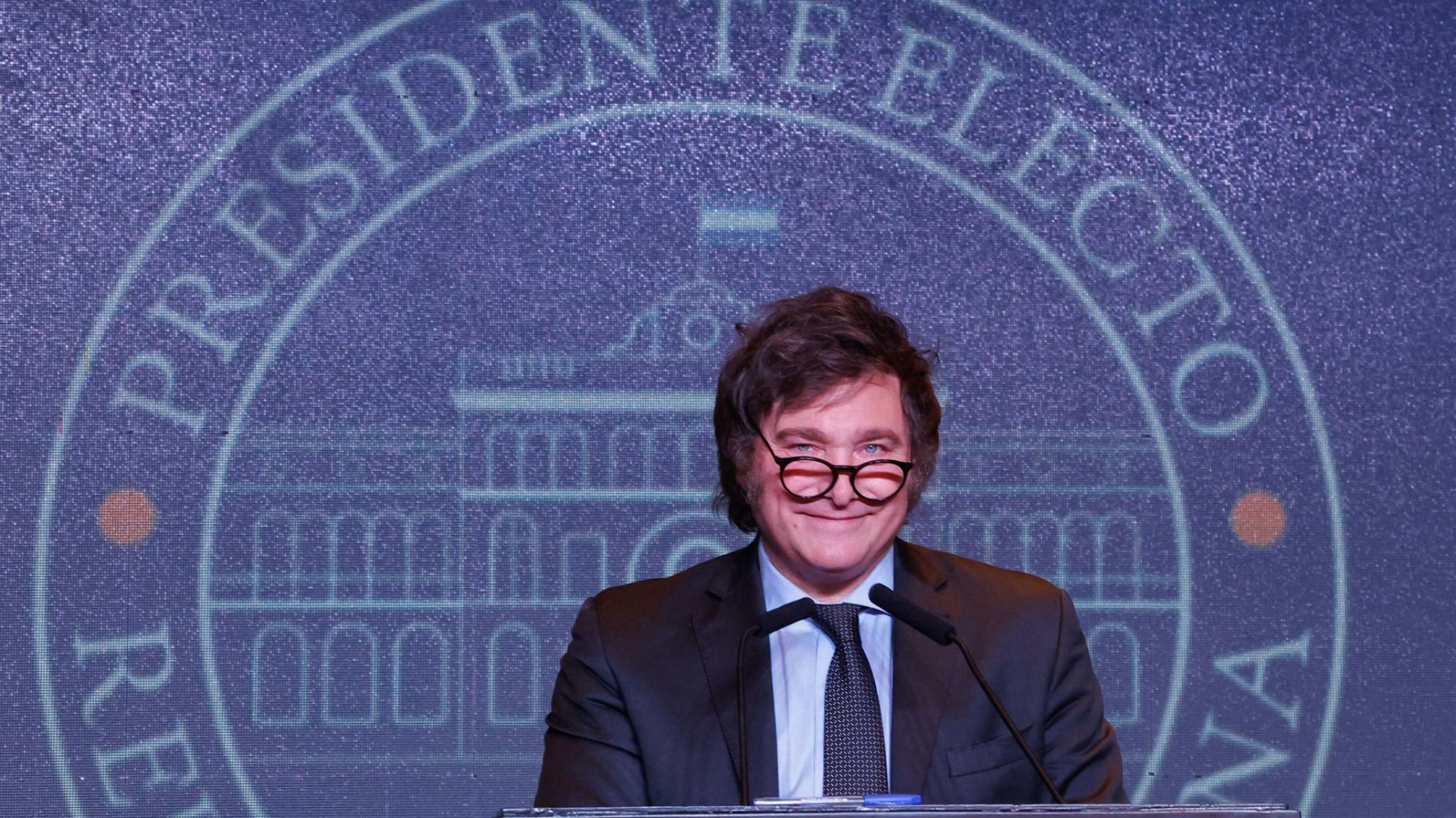Denuncian penalmente a Milei por "abuso de autoridad"