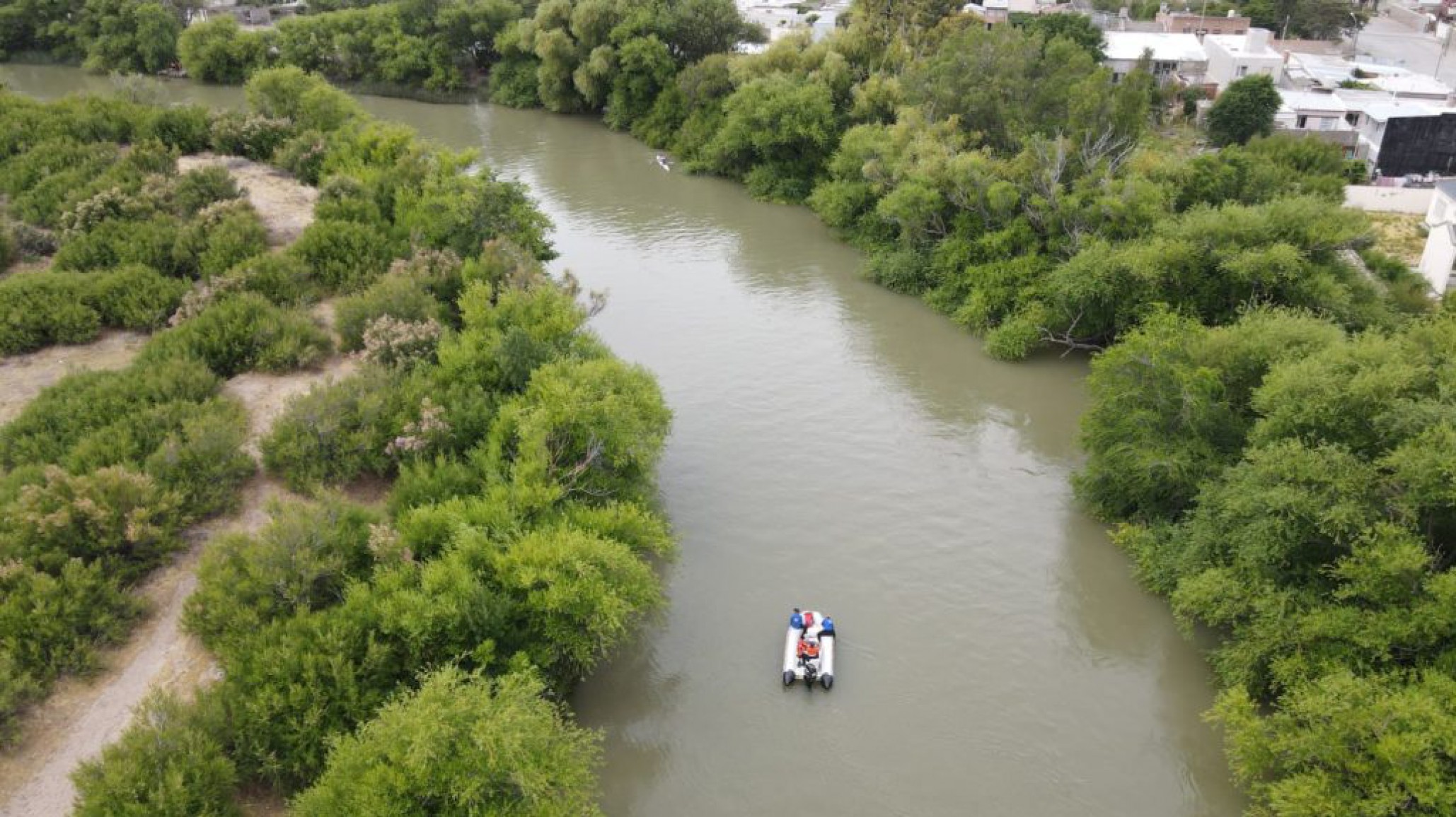 Menor desaparecido en Río Chubut: cuarto día de búsqueda desesperada
