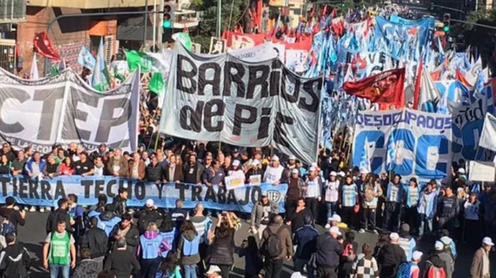 Organizaciones sociales llevarán a cabo 500 paros en todo el país