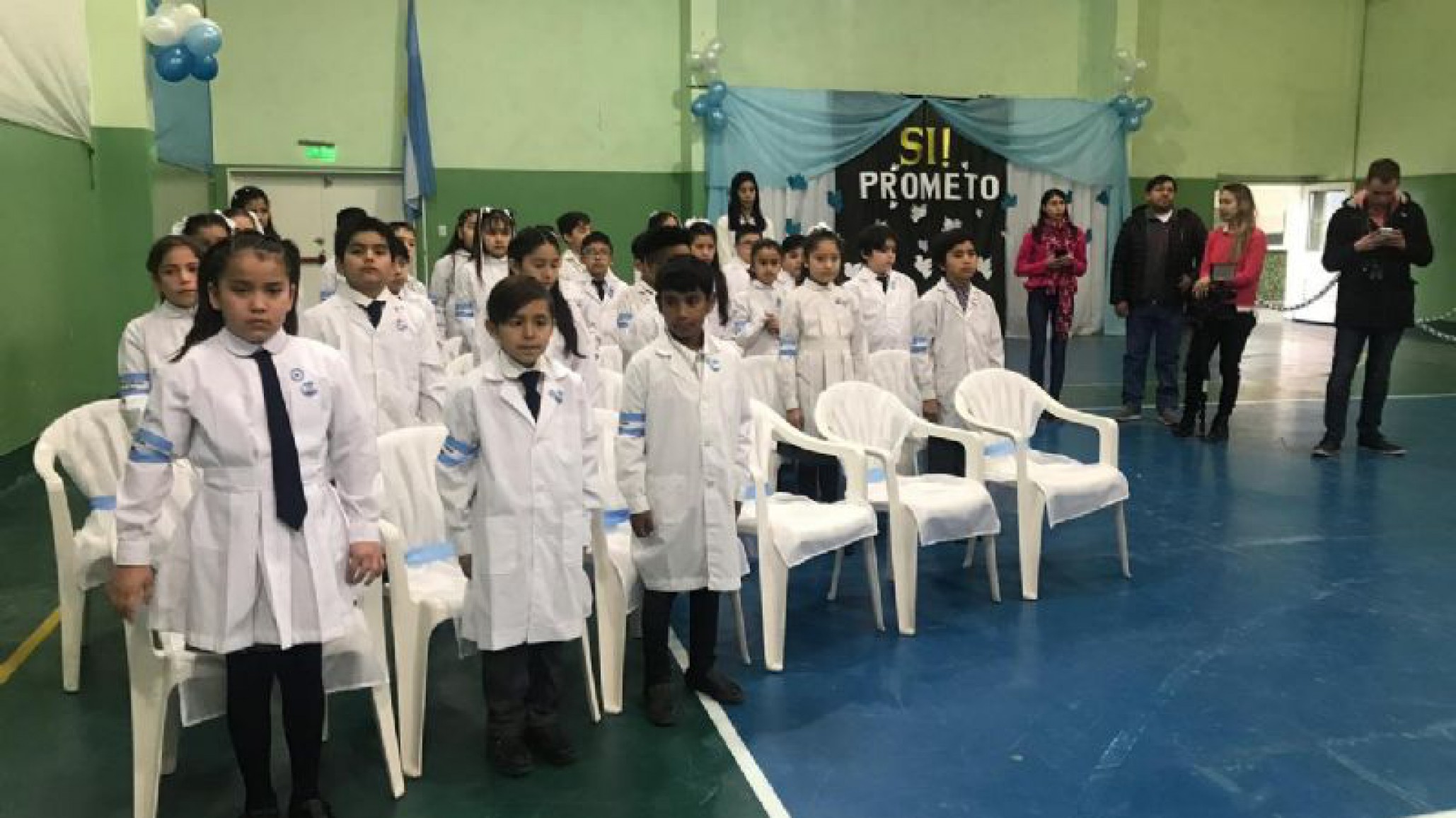 Se hizo la “Promesa a la Bandera de alumnos de 4to año” en la Escuela Provincial N°34