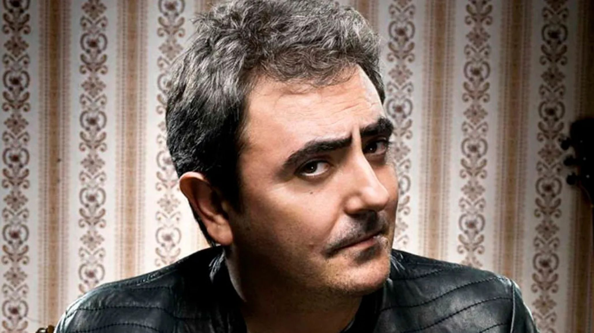 El periodista Eduardo de la Puente sufrió un ACV
