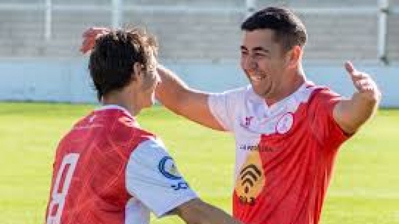 Huracán goleó a Rada Tilly