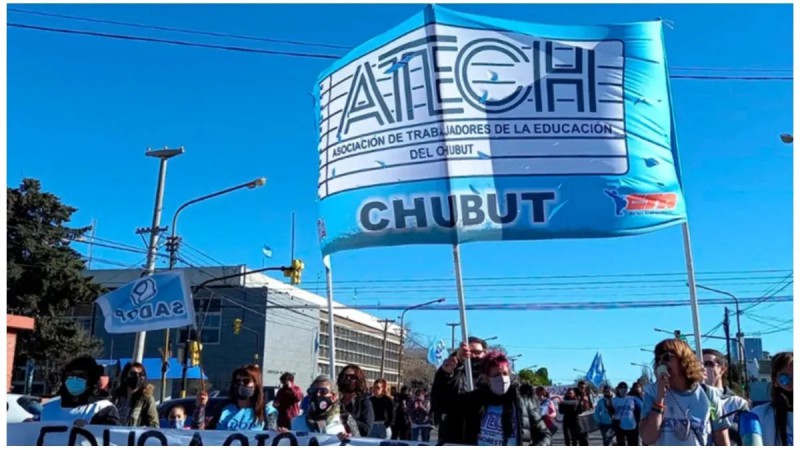 ATECh lanzó un paro por 24 horas: "Que el gobierno vea como crece el descontento en las escuelas"