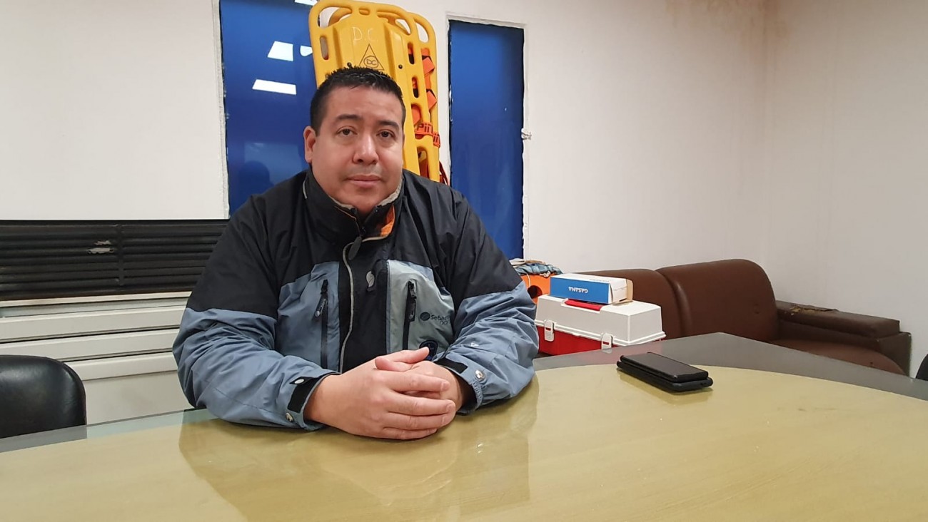 Defensa Civil monitorea lluvias y grietas en Cerro Hermitte: advierten que el terreno sigue en movimiento