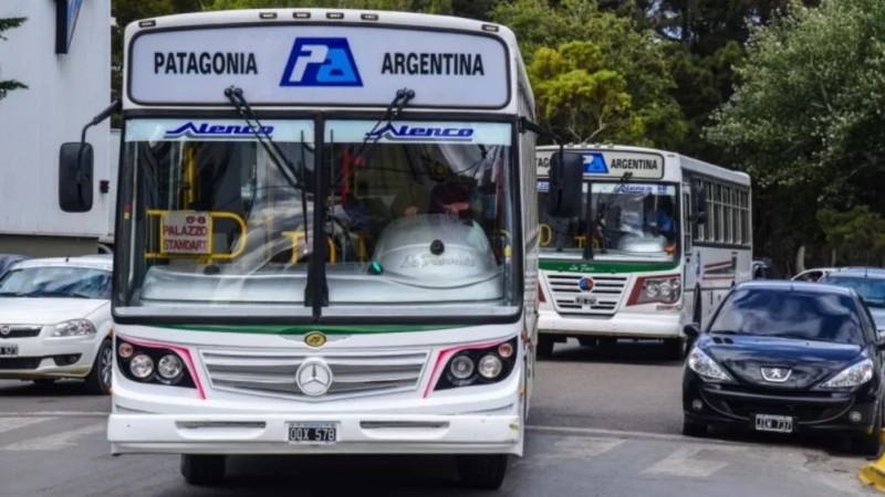 Aumenta el pasaje de colectivo en Comodoro: $964,13 y $1.010,94
