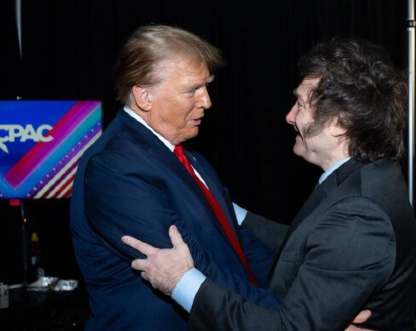 Milei respaldó los aranceles de Trump