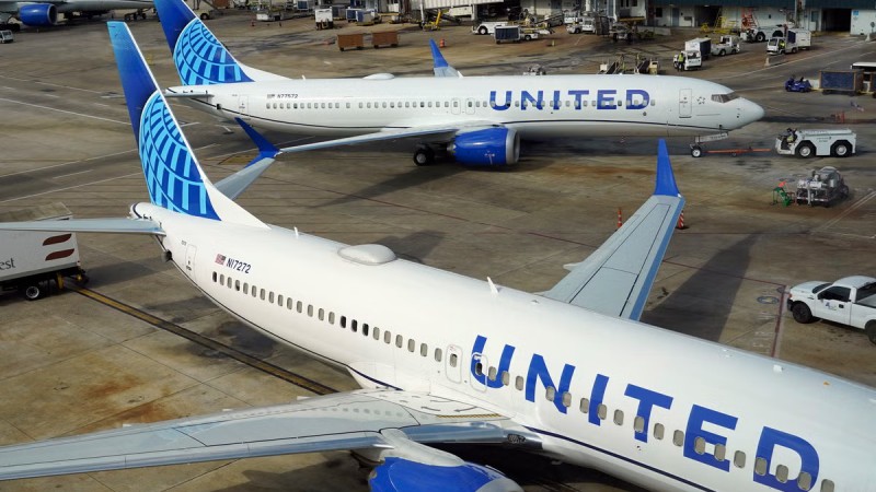 Escalofriante: Hallaron un cadáver en el tren de aterrizaje de un avión