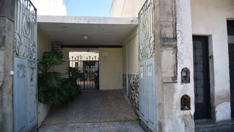 Escucharon gritos en un geriátrico y hallaron a seis abuelos atados a sus camas