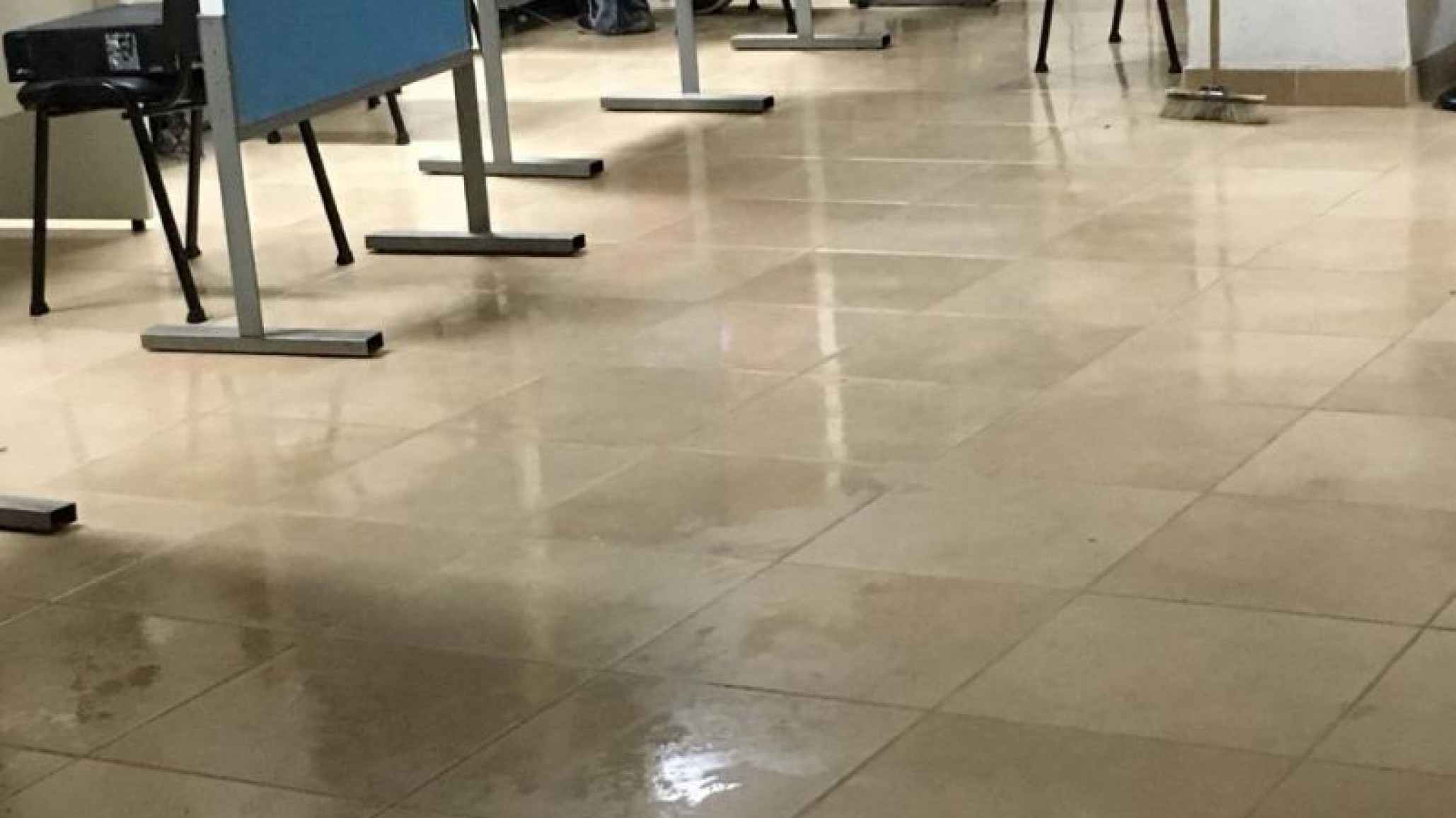 El Centro de Documentación rápida se inundó, hay atención restringida