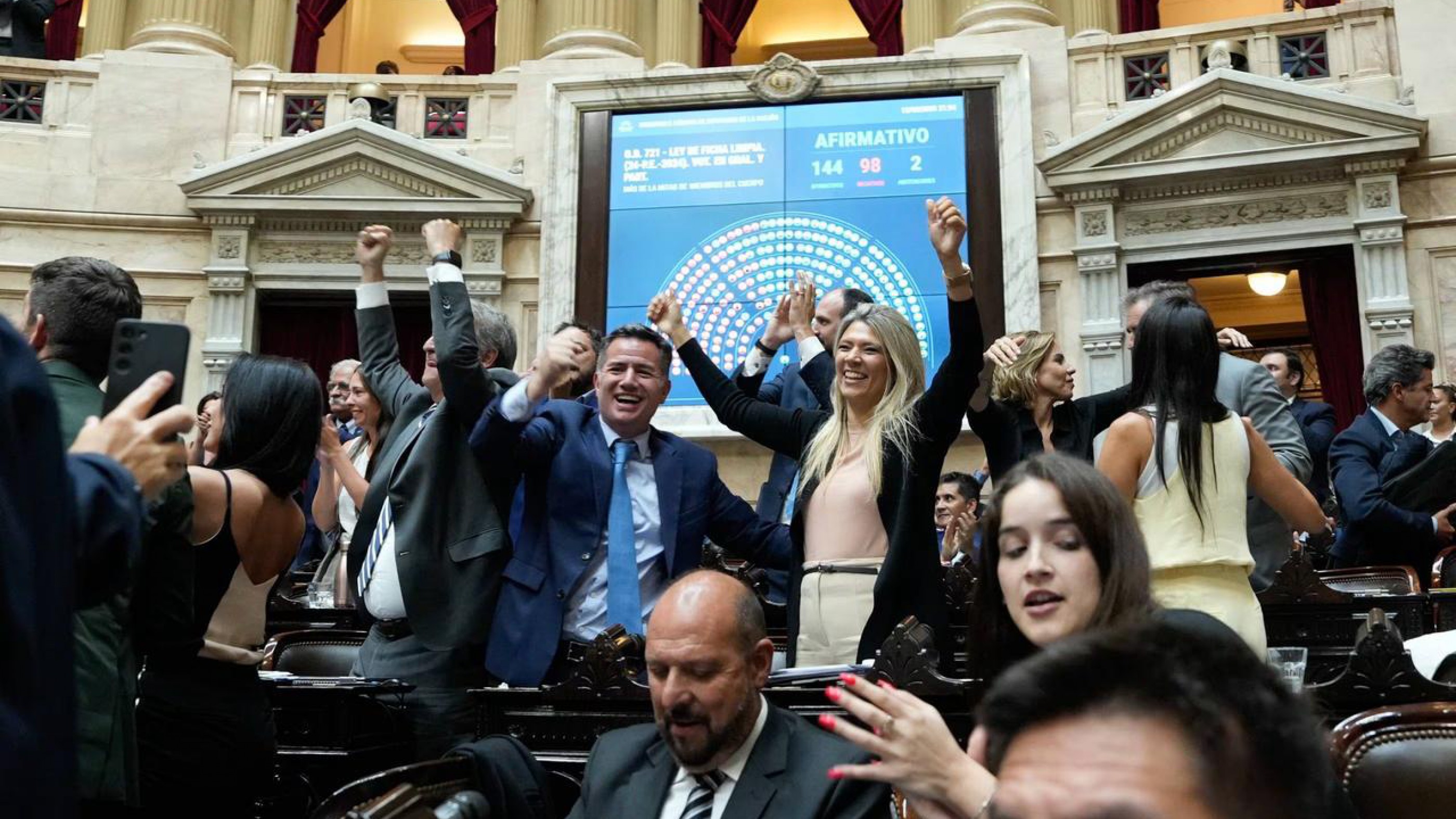 La agenda y la Libertad de la casta