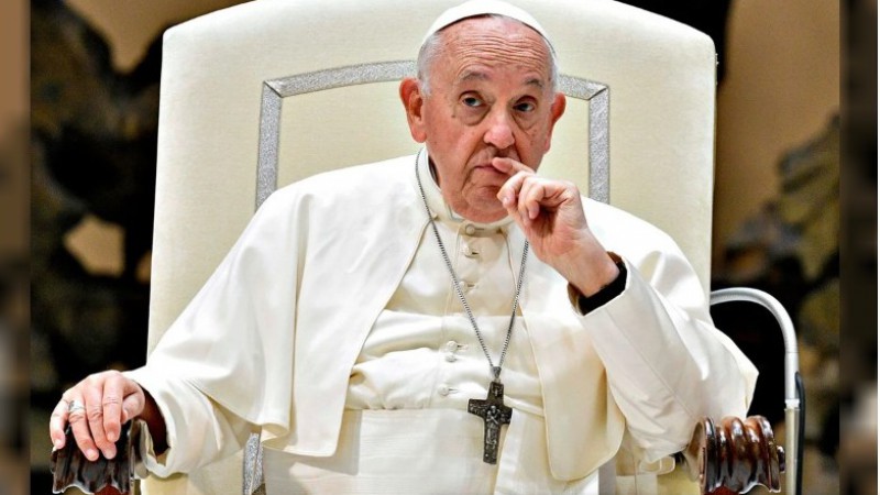 El Papa atraviesa momento crítico: ¿Cómo evoluciona su salud tras la neumonía?