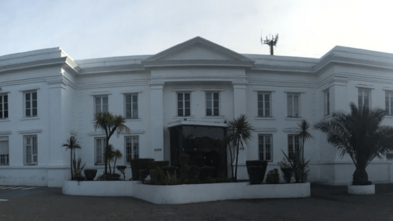 YPF se va definitivamente de Comodoro: El presidente Marin incluyó en el orden del día la salía de Manantiales Behr