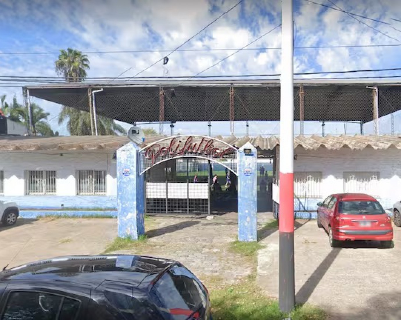 Un joven de 19 años chocó con un compañero en un partido de fútbol y murió