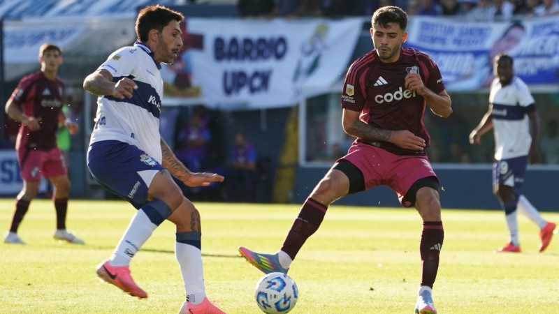 River goleó a Gimnasia y se metió en los playoffs del Apertura