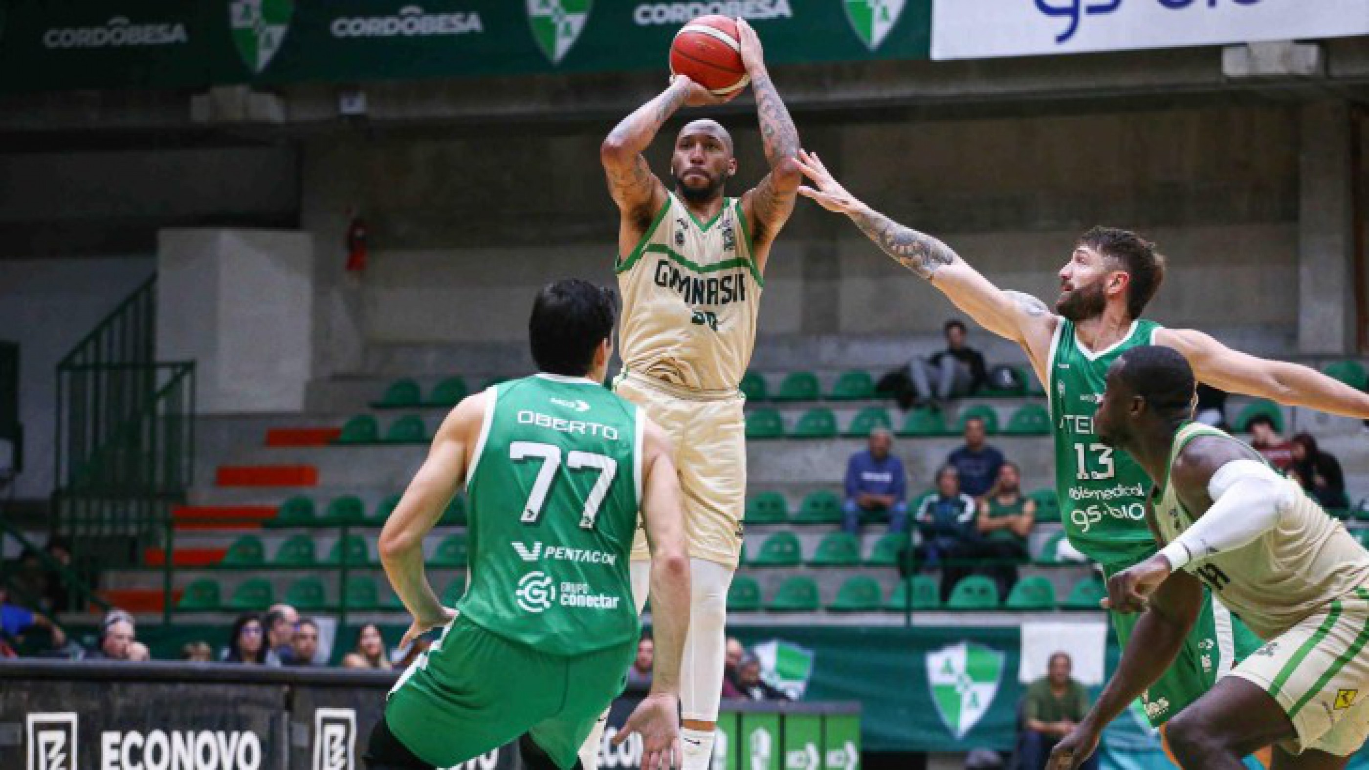 Gimnasia no pudo con Atenas: cayó 78-74 en Córdoba