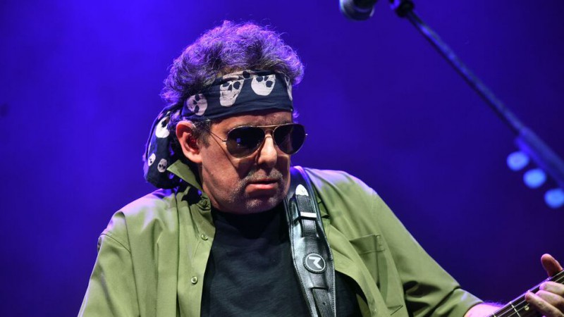 Andrés Calamaro defendió las corridas de toro en Colombia y se fue del escenario entre abucheos