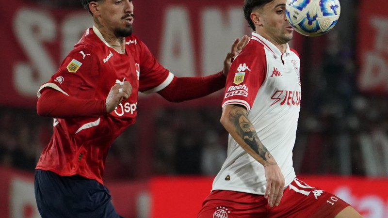 Huracán le ganó por penales a Independiente y está en la final de la liga