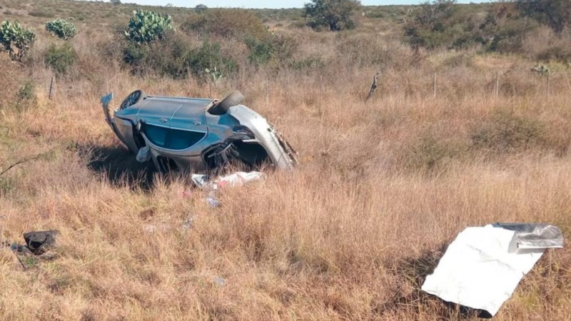 Tres personas murieron tras un trágico vuelco en la Ruta 9: solo uno sobrevivió