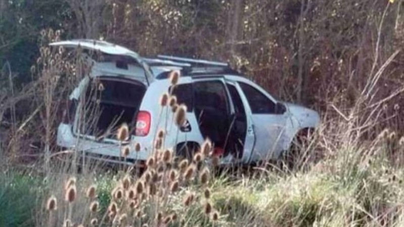 Horror en Tres Arroyos: un hombre mató a su familia y se suicidó tras lanzarse bajo un camión