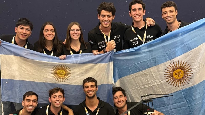 Estudiantes argentinos se coronaron campeones mundiales de ingeniería aeroespacial de la NASA