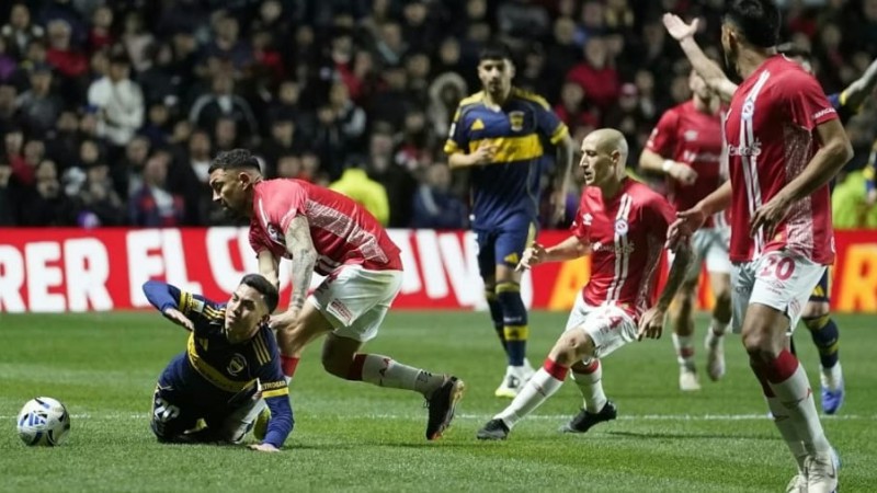 Argentinos Juniors y Boca igualaron 0 a 0 en un debut sin emociones en La Paternal