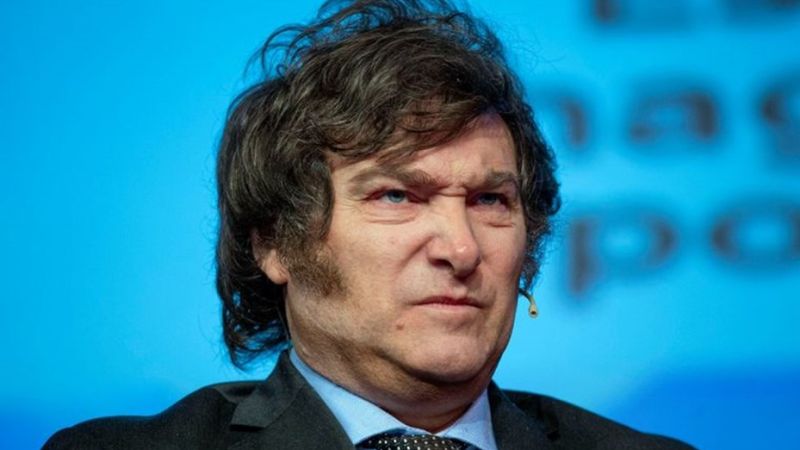 Milei elogió la película de Francella y volvió a cargar contra la oposición y la agenda "woke"