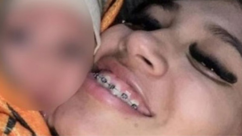 Asesinaron de un balazo en la cara a una joven mamá de 19 años: su pareja, de 16, está prófugo