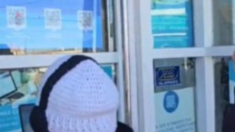 Usuarios reclaman que Camuzzi mantenga sus oficinas abiertas en Comodoro