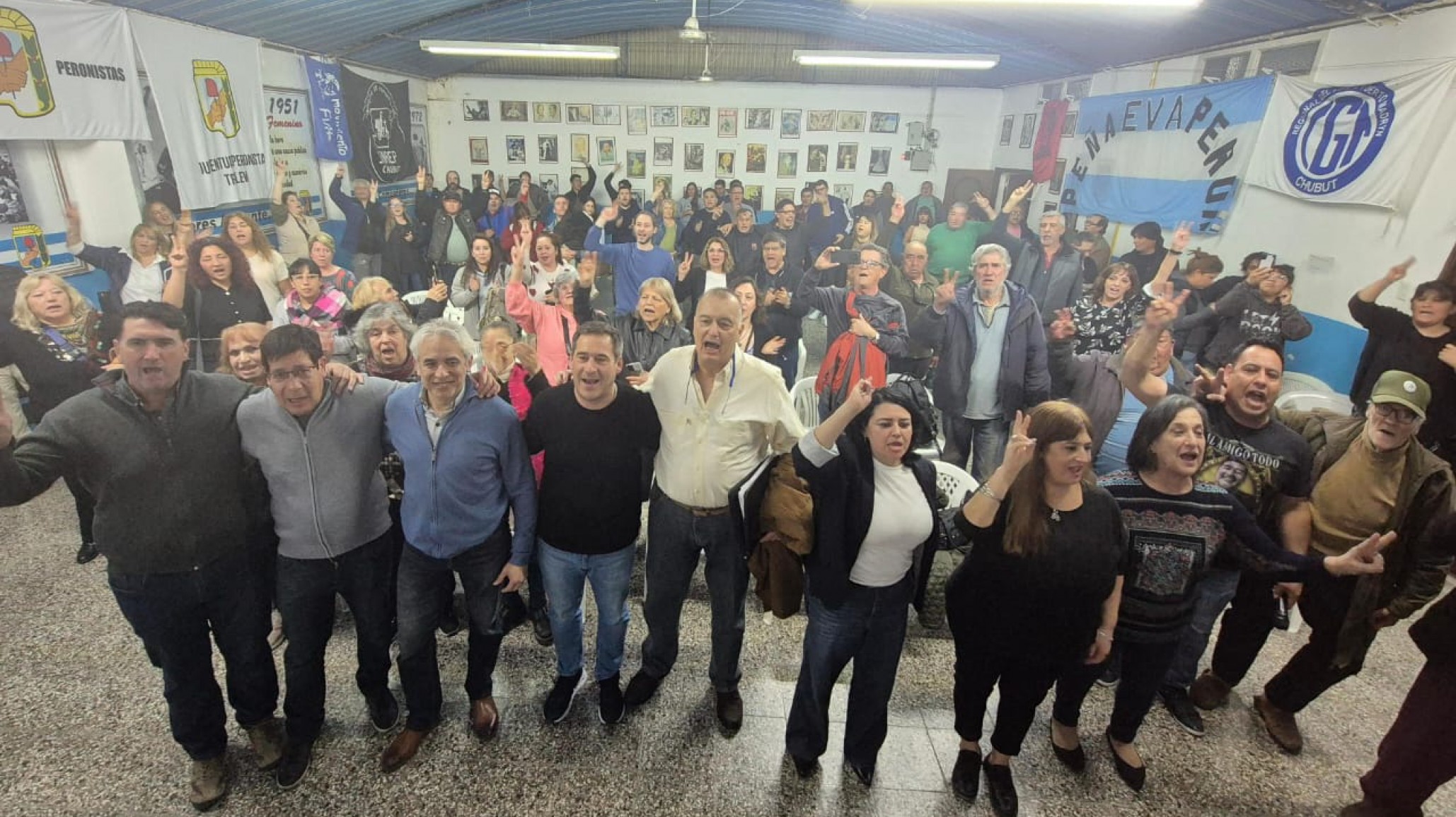 Juan Pablo Luque en Trelew y Rawson: "Chubut necesita un freno al ajuste de Milei y eso vamos a hacer en el Congreso"