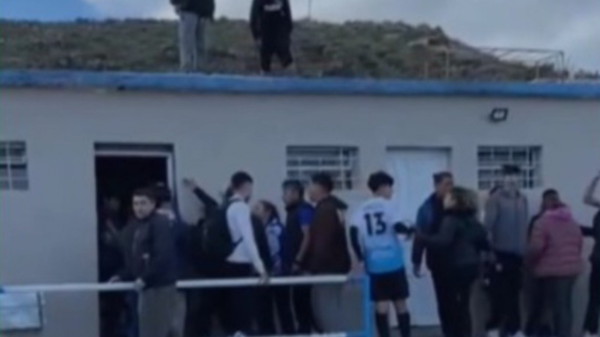 Escándalo en Comodoro: agredieron al DT de Ferro en un partido de inferiores