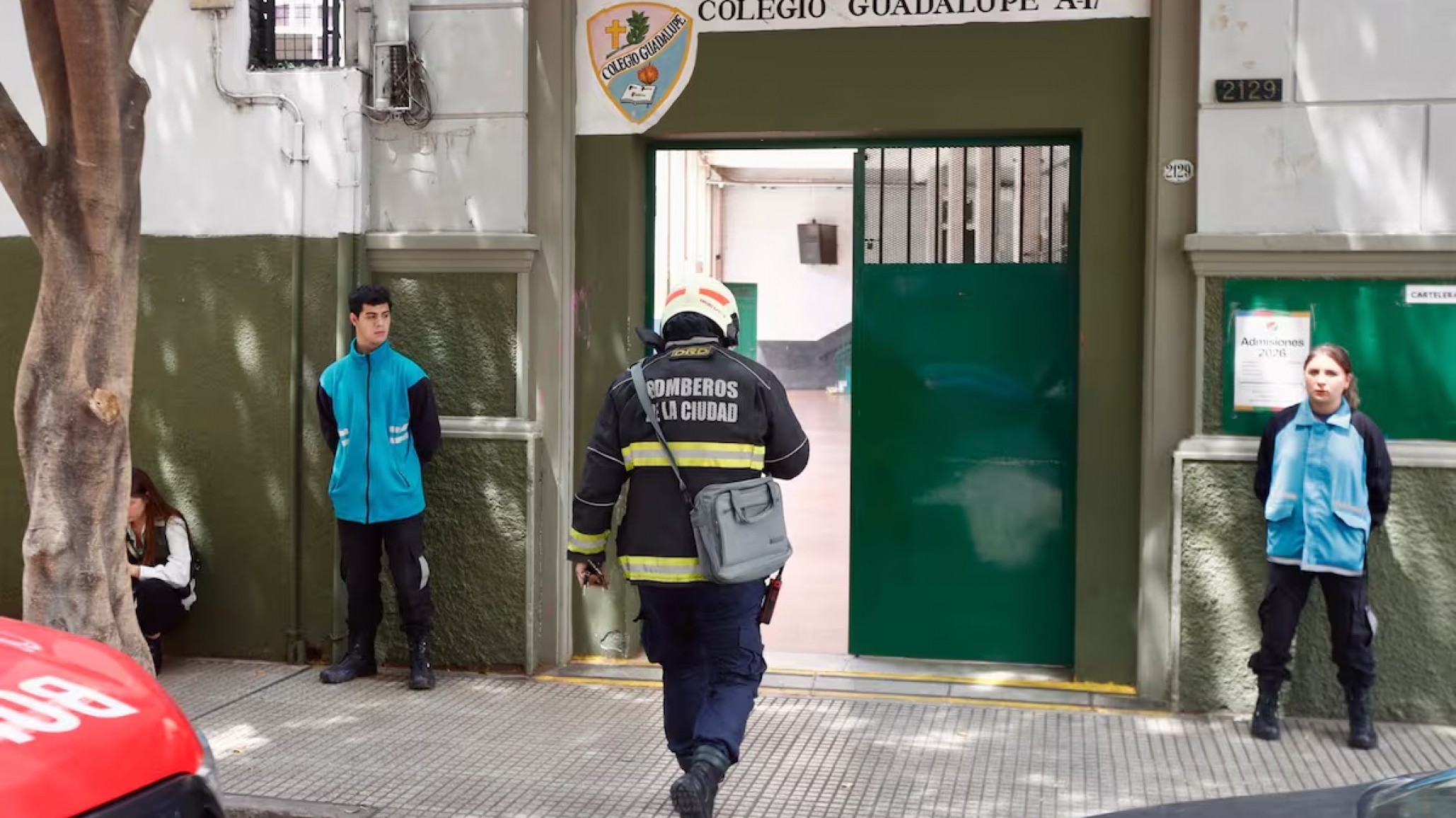 Palermo: Una explosión durante una feria de ciencias en una escuela dejó a 5 alumnos heridos
