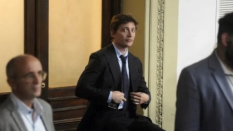 Fred Machado a Santiago Caputo: "Si yo hablo esto explota"