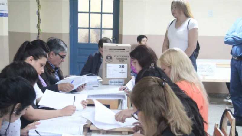 Cuánto cobrarán las autoridades de mesa en las elecciones de octubre: el monto actualizado y los requisitos