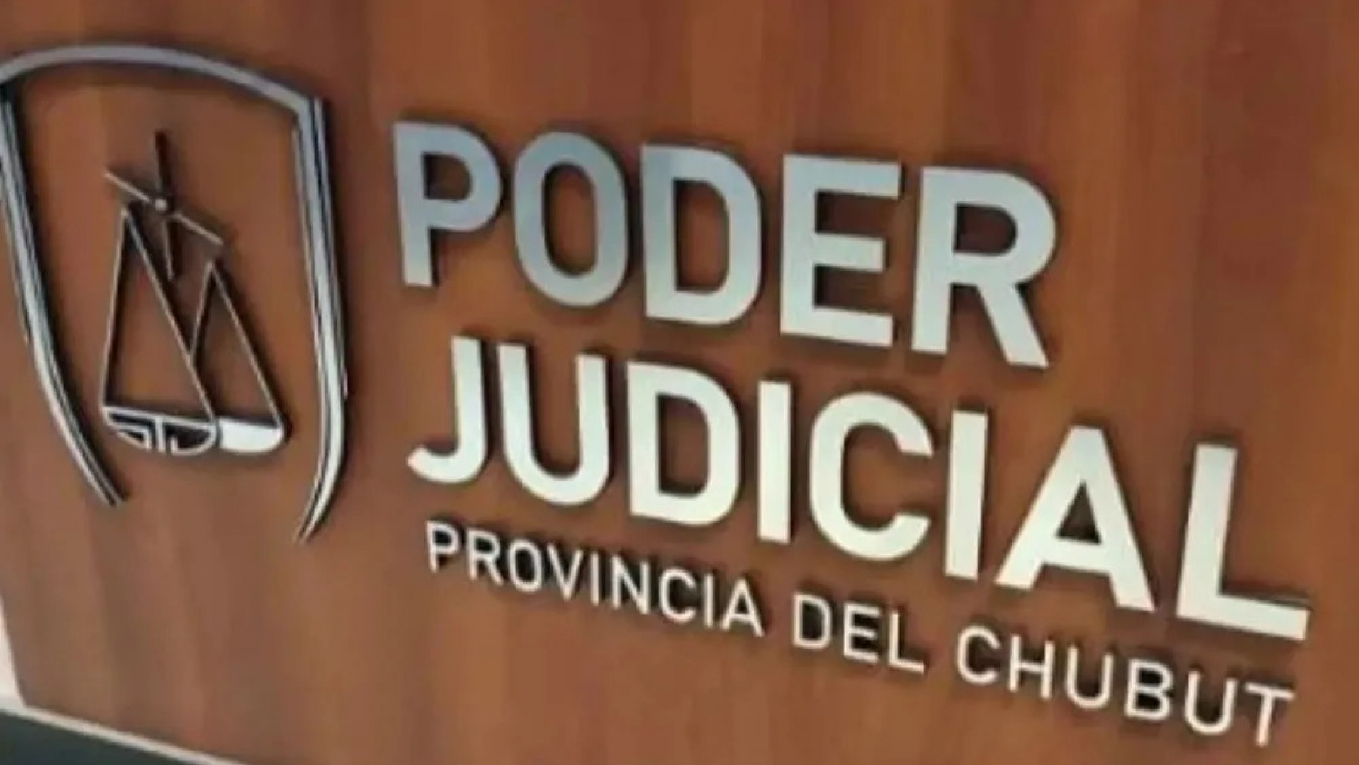 Rechazo judicial e internacional al referéndum por los fueros en Chubut