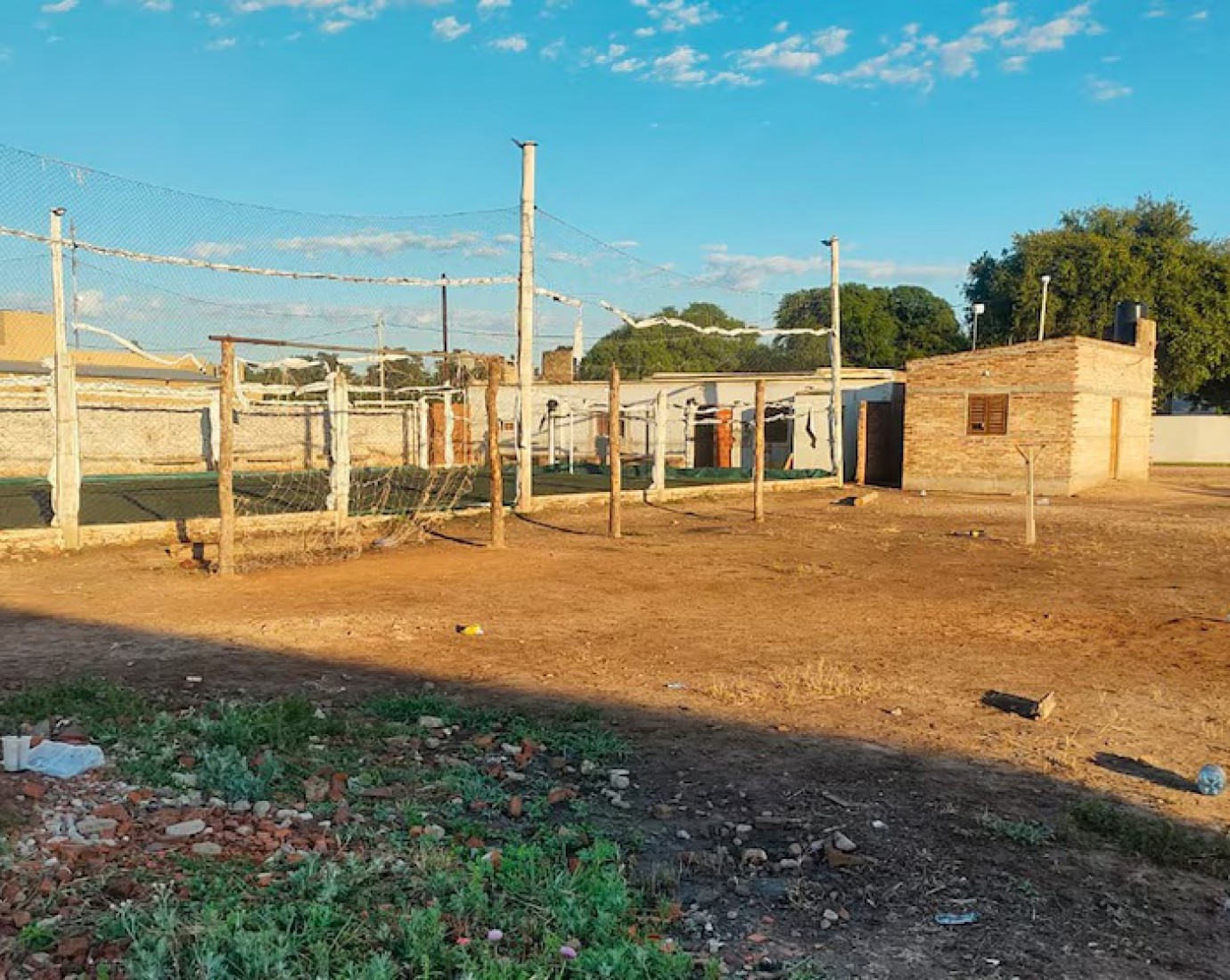 Un adolescente de 14 años apuñaló y mató a un hombre tras una pelea en un partido de fútbol