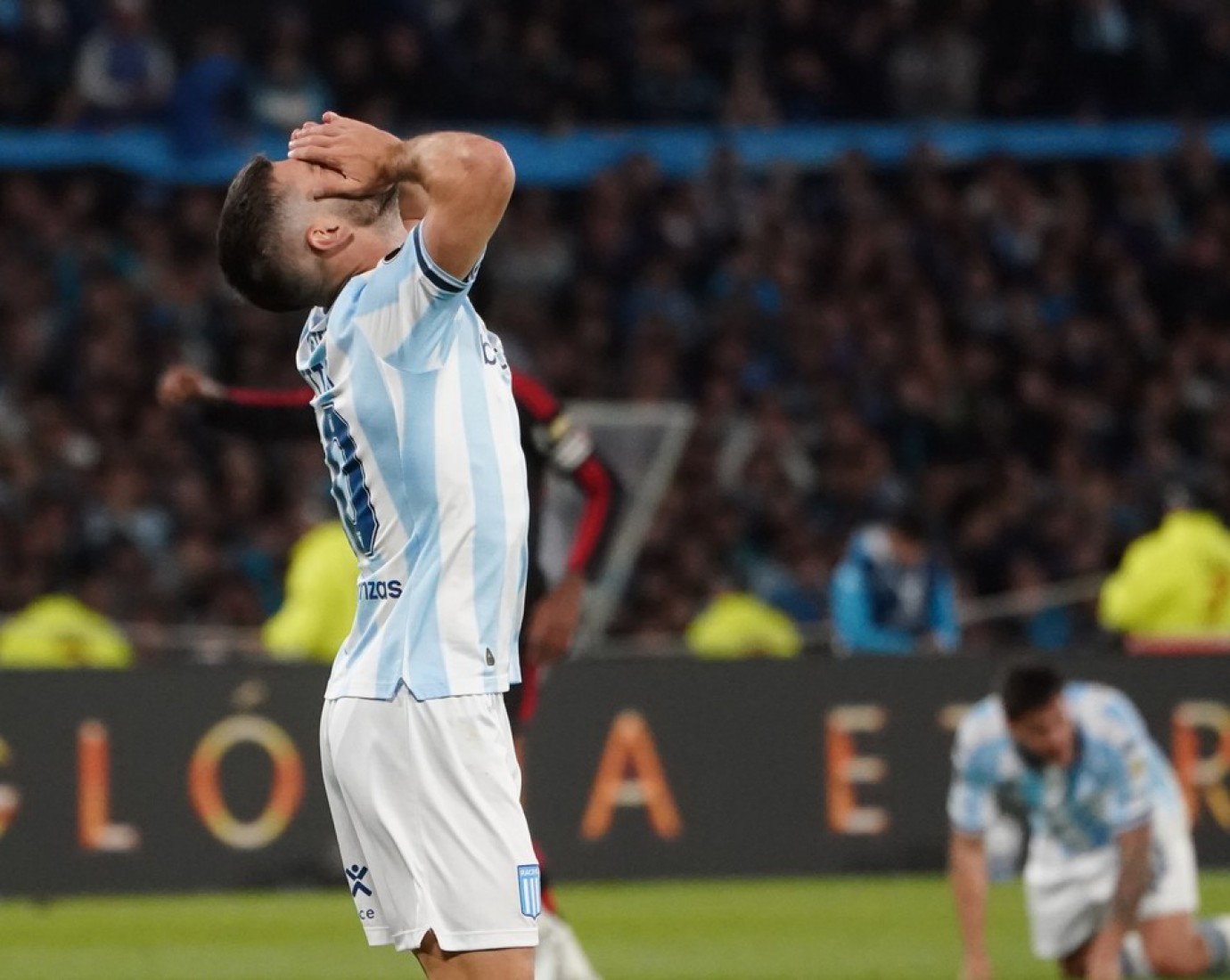 Racing quedó eliminado de la Copa Libertadores