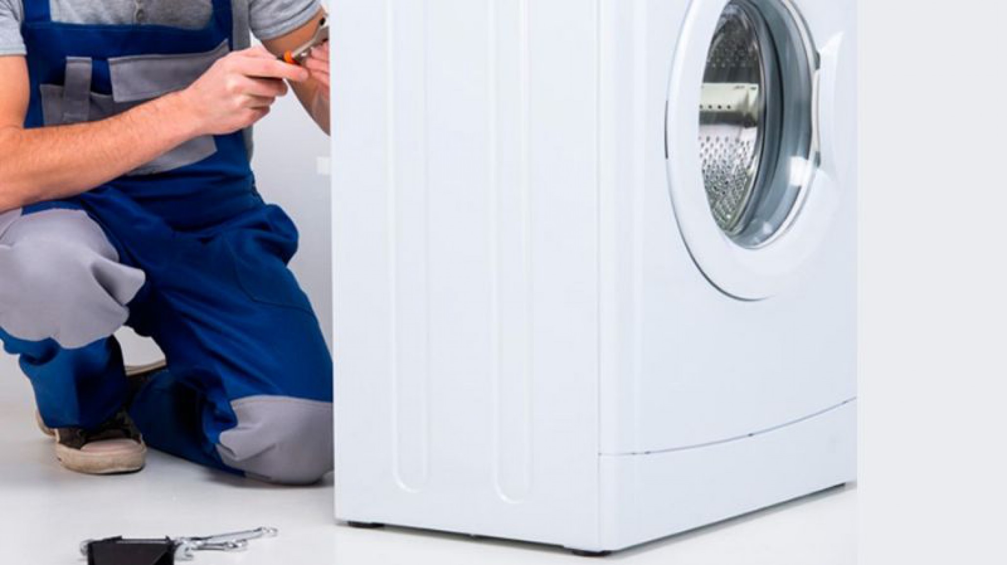 Un grupo de vecinos denuncian que fueron estafados por supuestos servicios técnicos