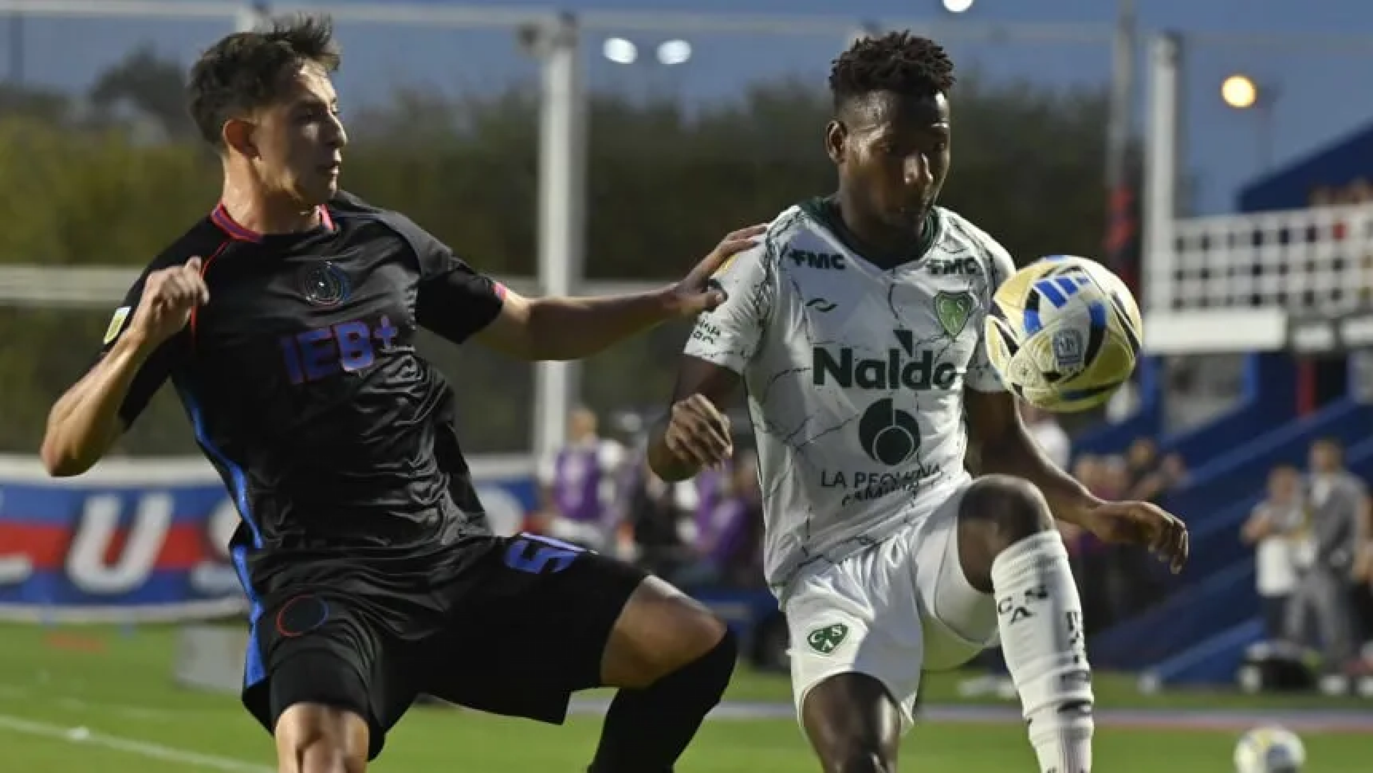 San Lorenzo no pudo sostener la ventaja y Sarmiento se lo empató en el final