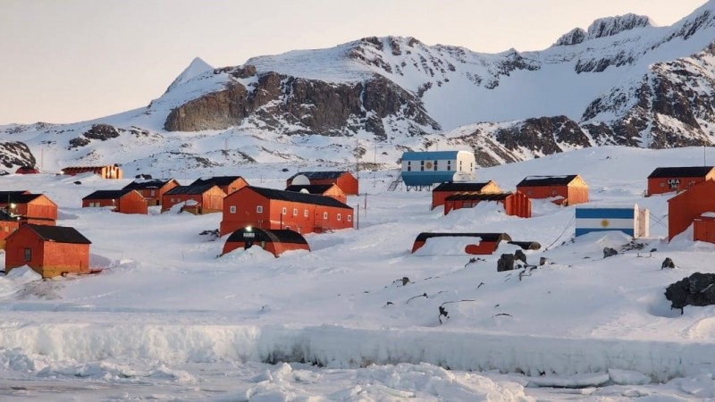 Docentes de River llevan 20 días varados en la Base Marambio en la Antártida: sin fecha de regreso