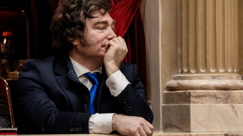 El particular atuendo con el que Javier Milei llegó a Oslo y rompió las redes antes del Nobel de la Paz