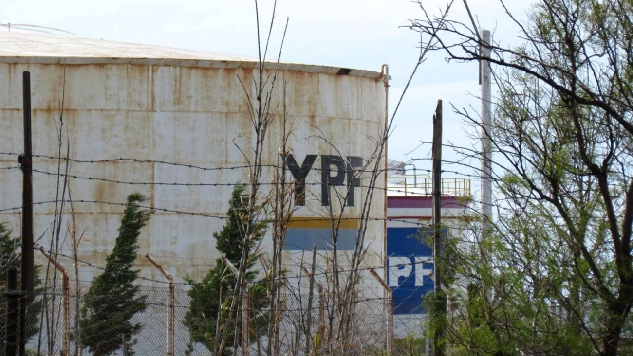 Del legado de YPF a la crisis del empleo: el impacto petrolero que vuelve a golpear a Comodoro