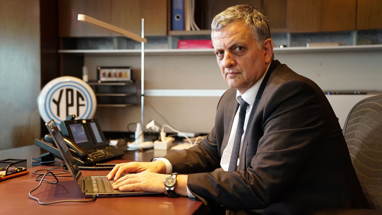 YPF aprobó la oferta de Rovella por Manantiales Behr y se llevará ese dinero a Neuquén