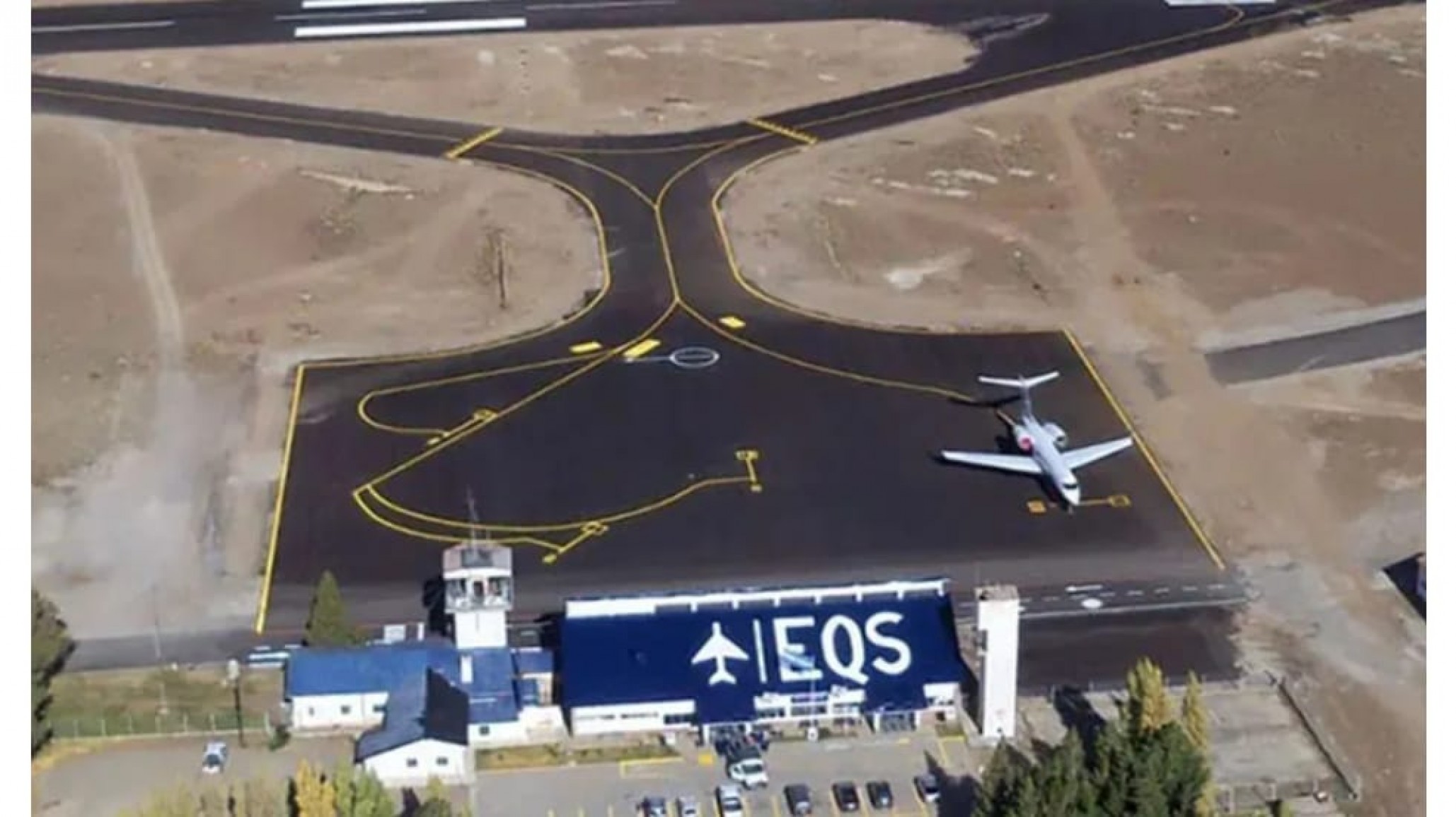 El Gobierno nacional se comprometió a reactivar la ampliación del aeropuerto de Esquel